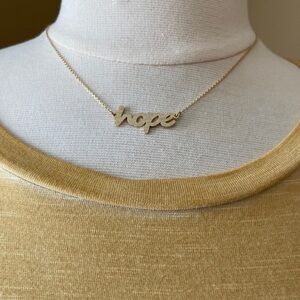 𝅺NWT Hope Script Necklace